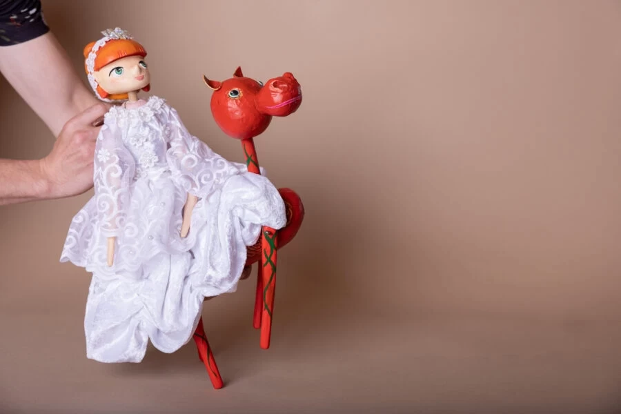 Toy machine: Popelka